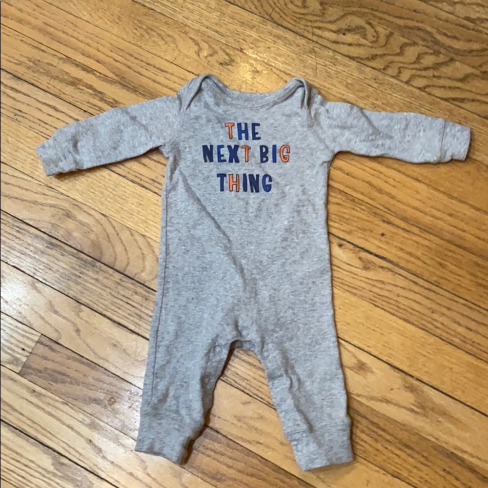 Unisex (3-6months) onesie. Perfect for pics!